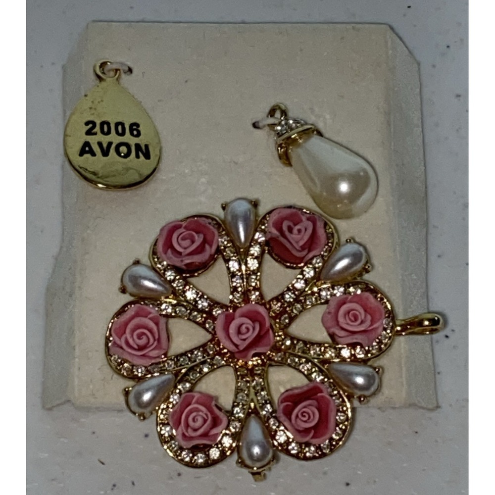 Avon 2006 Pink Rose Faux Pearl Rhinestone Brooch Pin and Charm Set Gold Tone